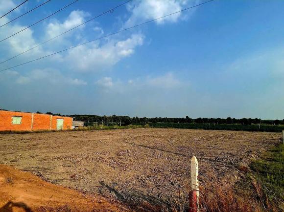 CHO THUÊ ĐẤT LÀM BÃI XE TẢI – TÂY NINH