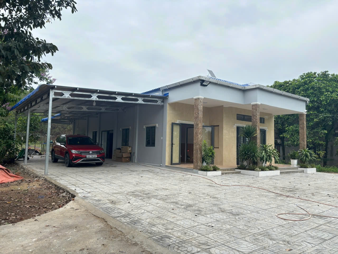 cho thue biet thu nha vuon phuoc tan – cach kcn giang dien chi 2,5 km