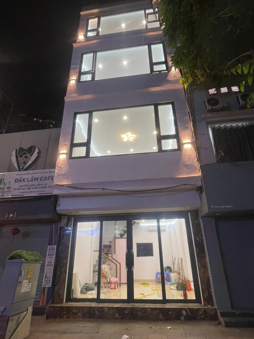 cho thue nha mat pho co – mat tien rong – vi tri kinh doanh dep